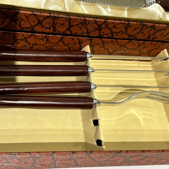 Vintage Glo-hill GH the Connoisseurs Choice Carving Set with Steak Knives - Picture 4 of 10